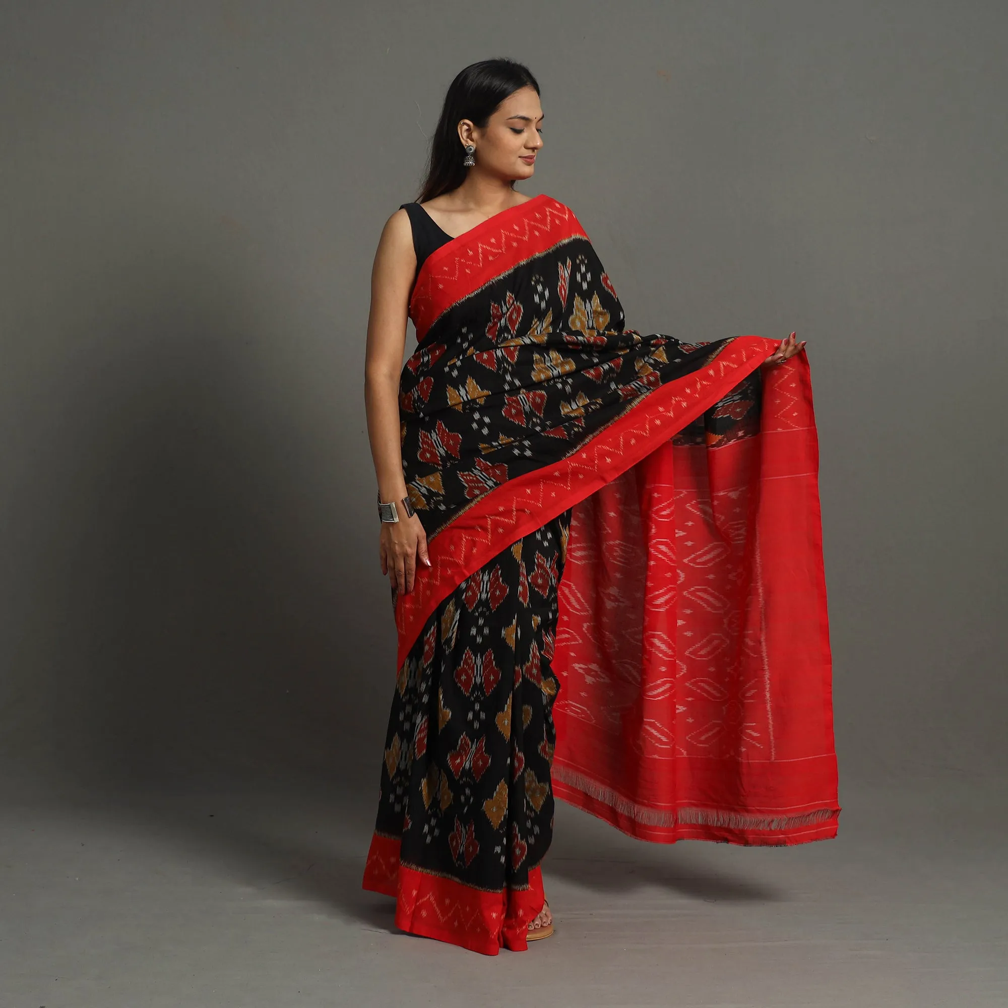 Black - Mercerised Cotton Handloom Pochampally Ikat Saree 53
