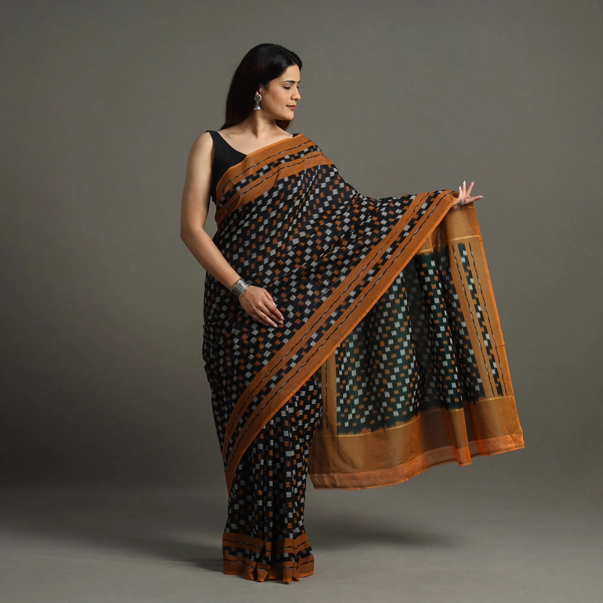 Black - Mercerised Cotton Pochampally Ikat Saree 12
