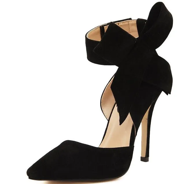 IVANA Suede Pumps