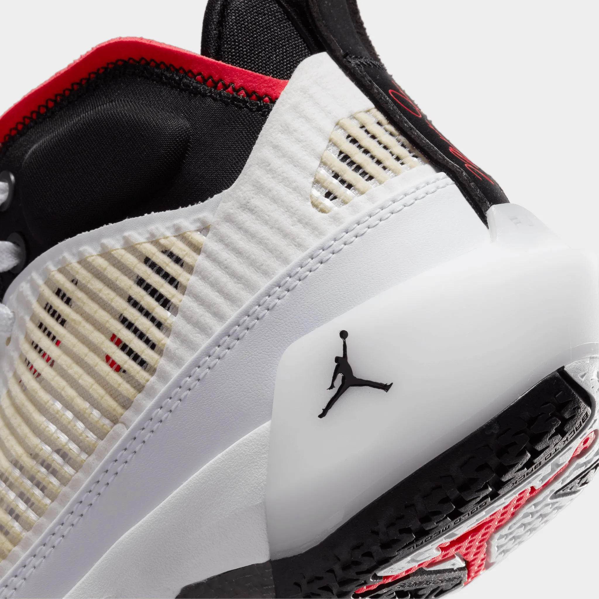 Jordan 37 GS White / Siren Red - Black