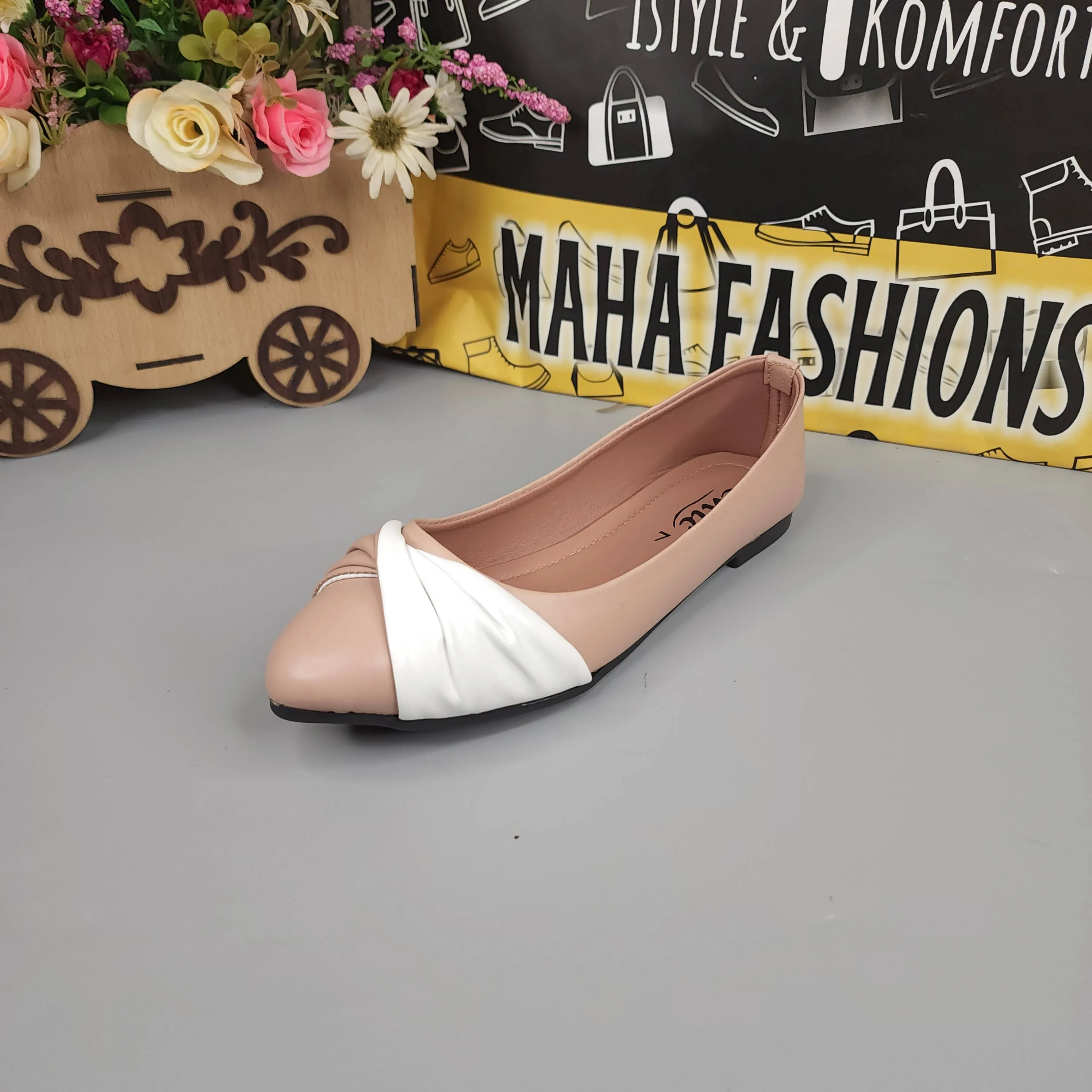 Pink White Contrast Pumps