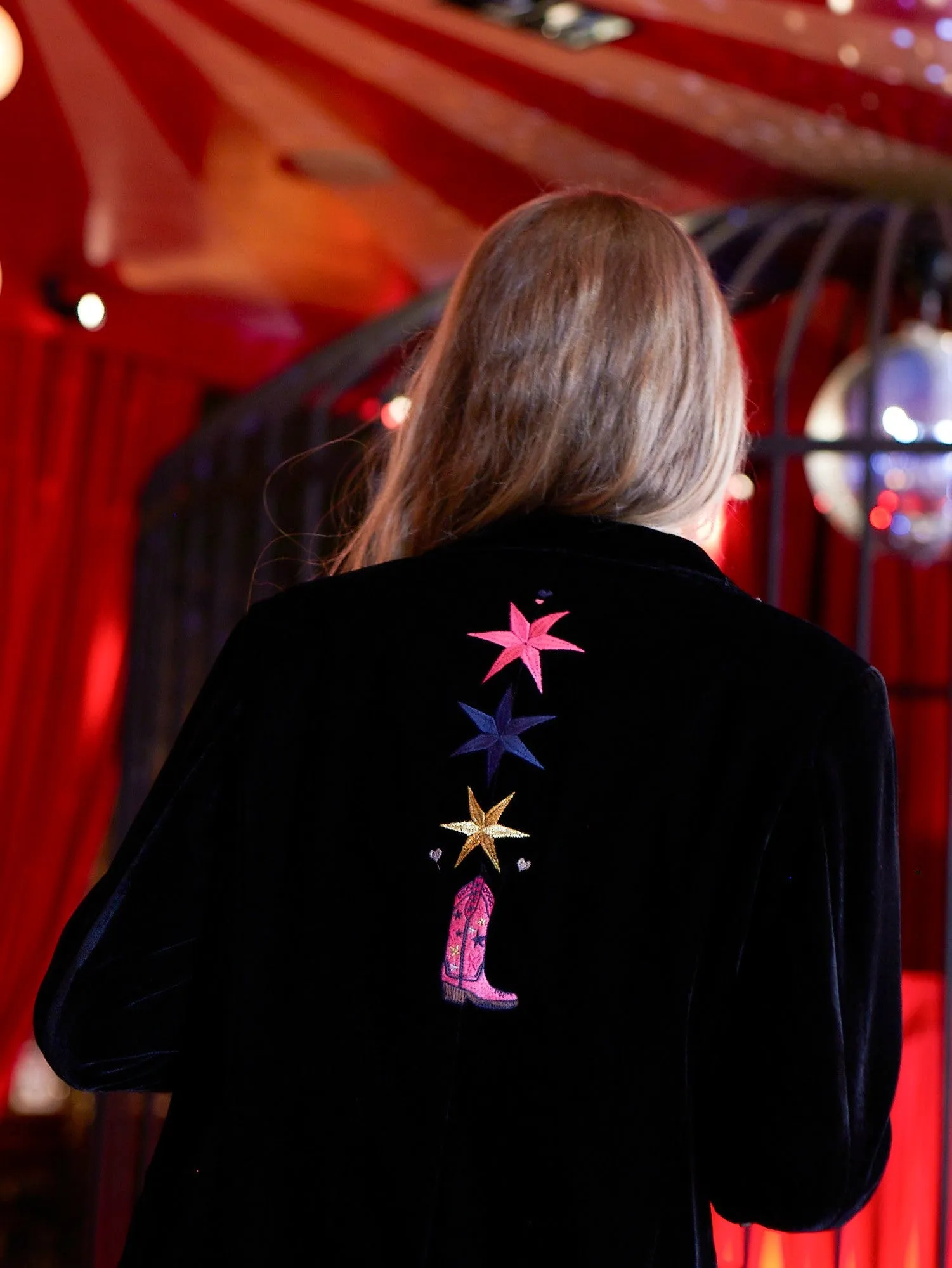 VILAGALLO SOPHIA VELVET JACKET IN BLACK